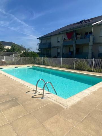 Gîte pour 2 personnes, avec balcon et piscine à Onet-le-Château