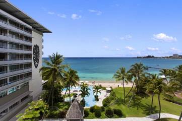 Hôtel pour 2 personnes, avec vue et piscine ainsi que jardin et sauna à Nouméa