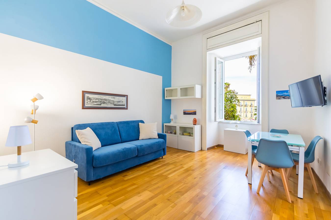 Appartamento intero, San Luigi cozy flat - private parking in Posillipo, Napoli