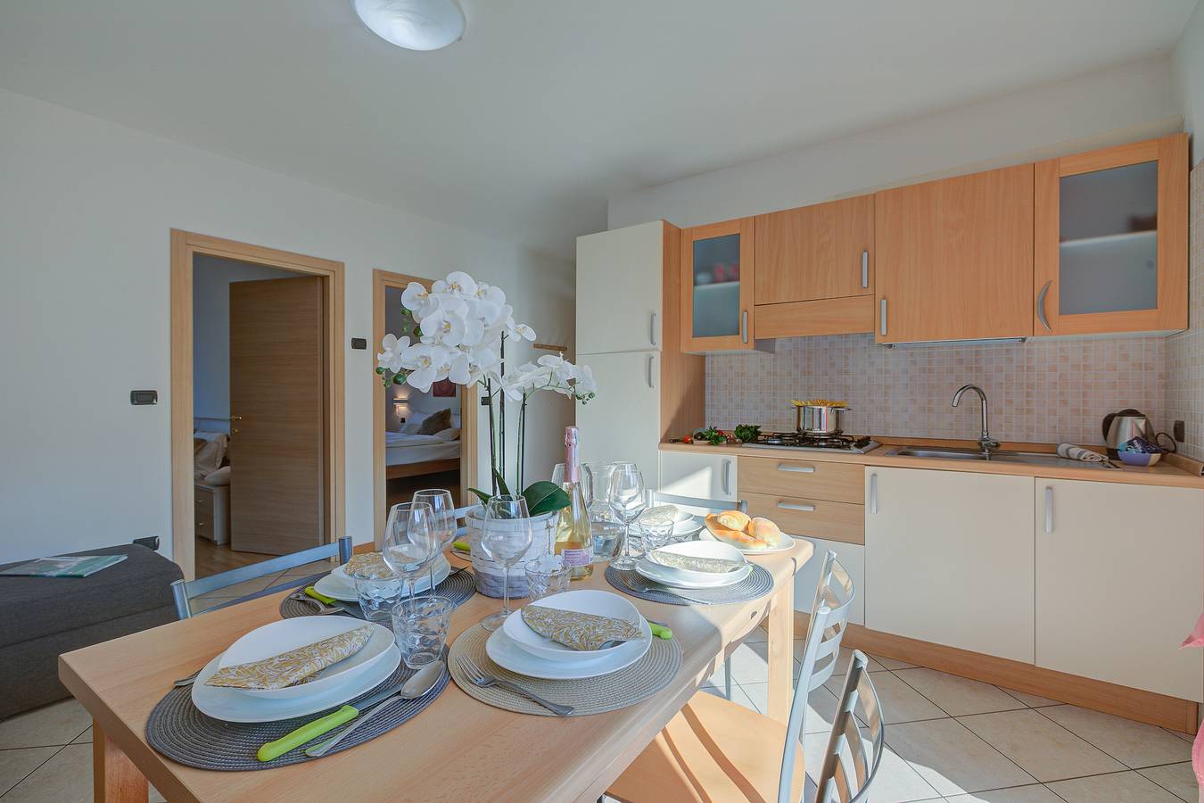 Apartamento entero, Apartamento de vacaciones para 6 personas con terraza in Torbole, Nago-Torbole