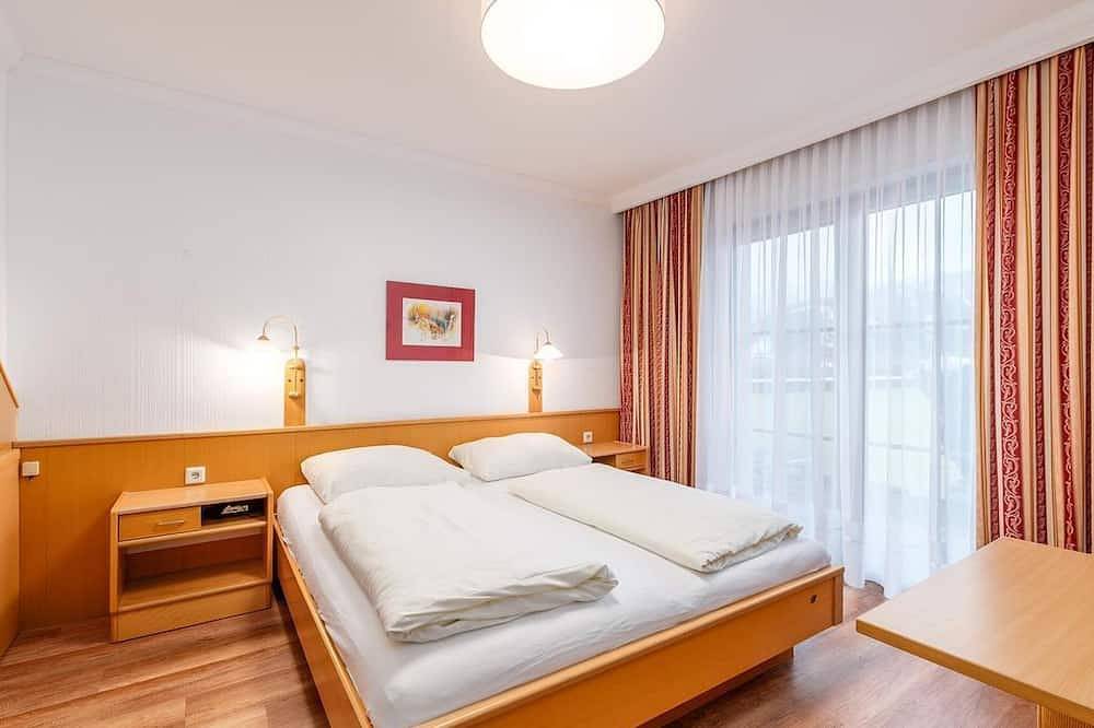 Entire apartment, Reisslerhof 6-bed apartment - Reisslerhof Apartment by mynests in Mitterberg-Sankt Martin, Dachstein