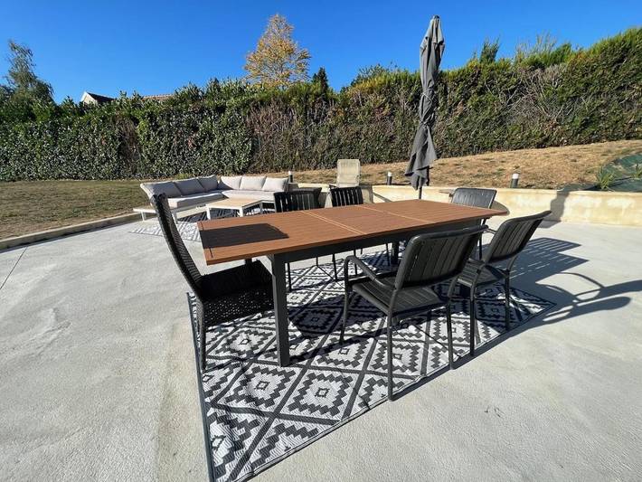 Location de vacances pour 8 personnes, avec jacuzzi ainsi que sauna et jardin dans La Queue-lez-Yvelines - 4