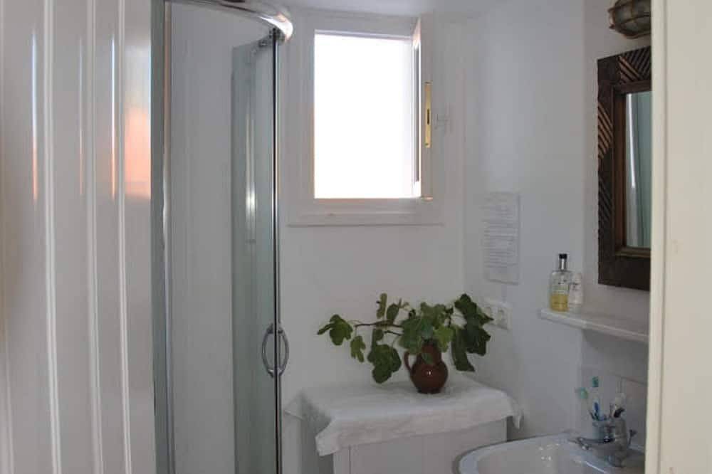 2-Bett-traditionelles renovierte Haus mit Panoramablick auf dem Meer in Kioni, Ithaca in Griechenland