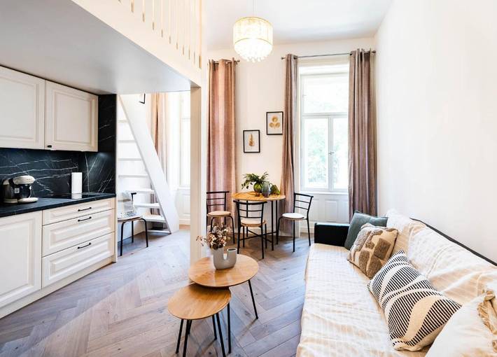 Deluxe Apartment