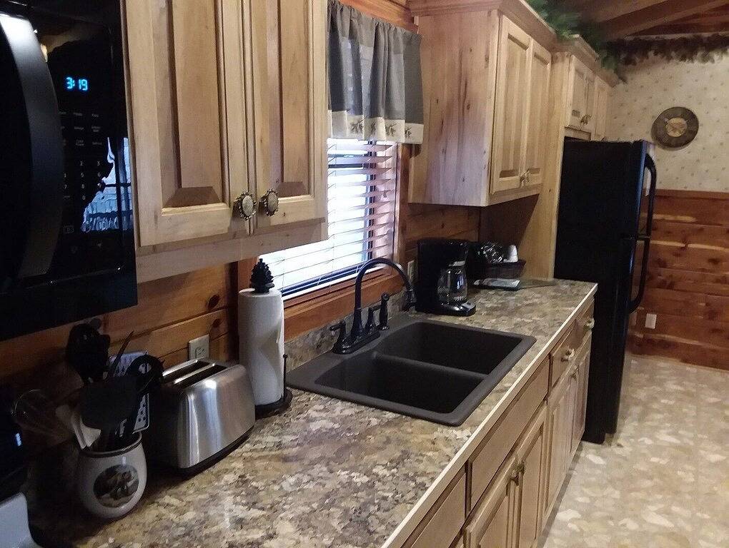 Log Cabin for 6 Guests in Beaver Lake, Carroll County (AR)