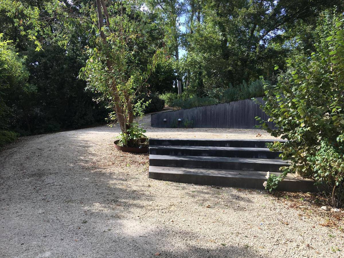 Double Room with Private Bathroom in La Romieu, Gers