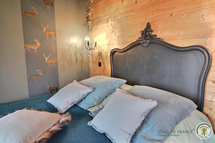 Chambre d’hôte pour 2 personnes, avec jardin et terrasse, animaux acceptés à Ploubazlanec - 3