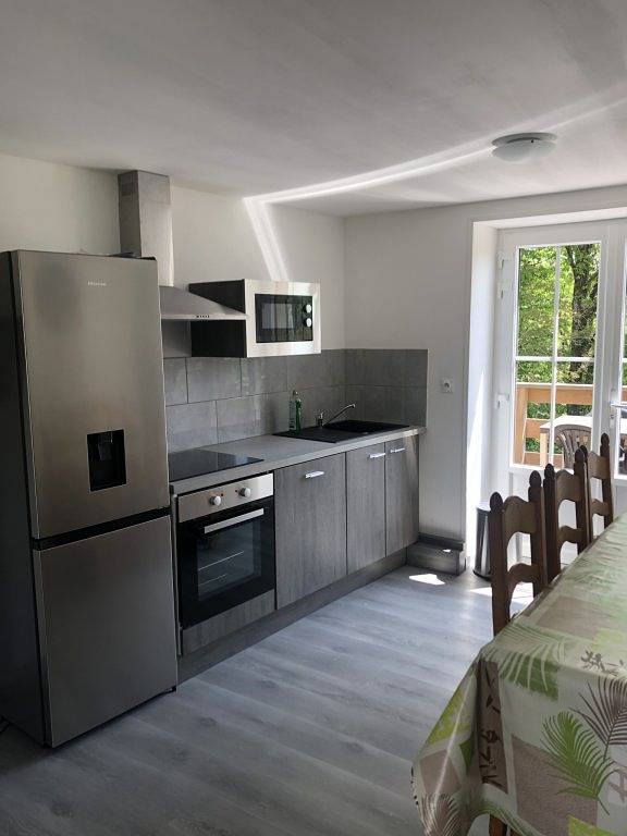 Maison La Rivière in Chastellux-sur-Cure, Parc naturel régional du Morvan