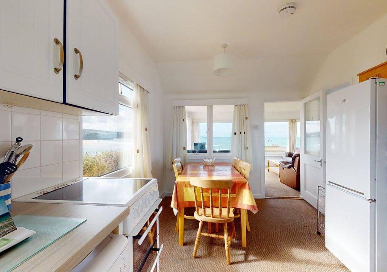 B42 Shilly Chalet, Riviere Towans in Hayle, Cornouailles