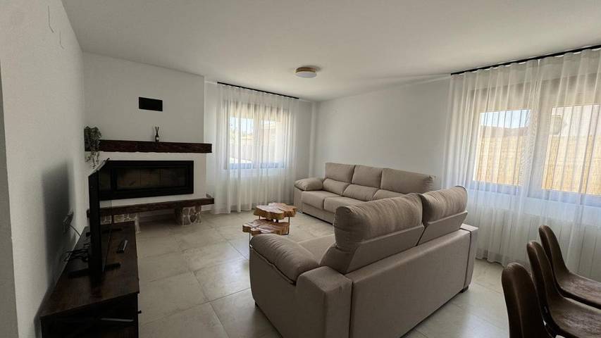 Casa rural para 10 personas, con vistas y jardín, Se admiten mascotas en Provincia de Cuenca - 2