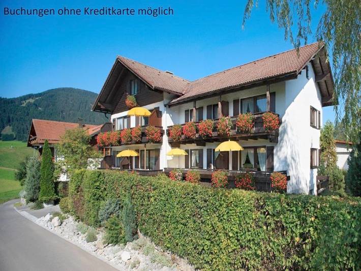 BnB für 2 Personen, mit Balkon und Ausblick in Pfronten