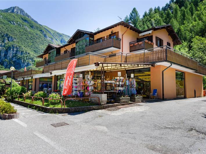 Ferienhaus für 6 Personen, mit Balkon und Terrasse in Molina di Ledro