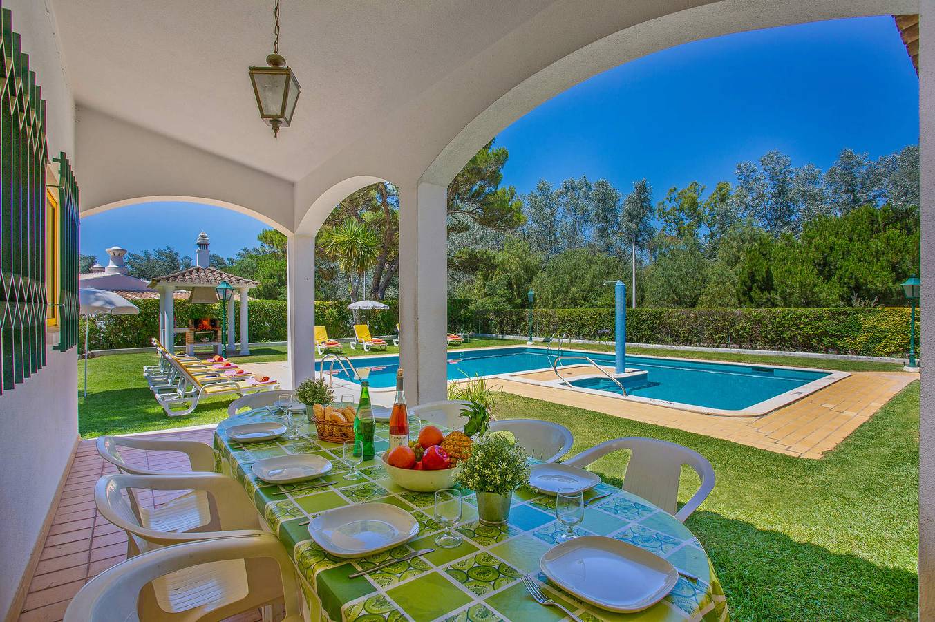 Villa Miralago by Villa Plus in Vilamoura, Quarteira