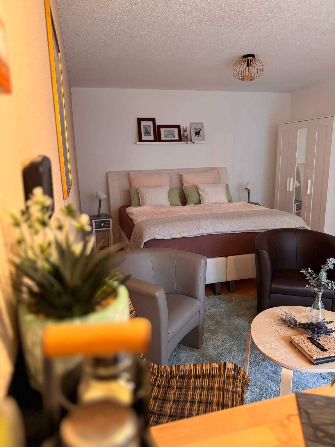 Estudio entero, Estudio 'Komfort-Apartment Mit Terrasse' con Terraza Privada y Wi-Fi in Estenfeld, Romantische Straße