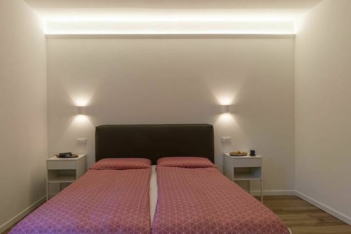 Atemberaubendes  Ferienhaus für 12 Personen mit  W-Lan, Tv und Terrasse in Verceia (Dorf), Verceia