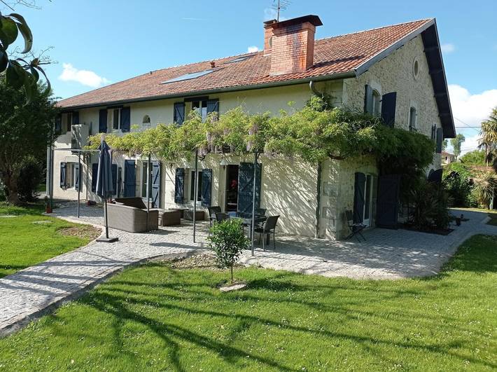 Chambre d’hôte pour 4 personnes, avec Jardin et Piscine dans les Landes