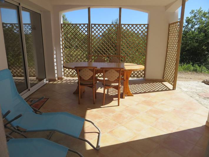 Gîte pour 4 personnes, avec jardin et terrasse, animaux acceptés