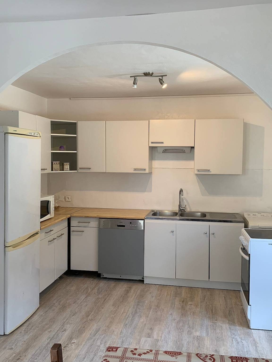 Entire apartment, T3 Saint Julien Montdenis Apartment with Mountain View, Private Terrace and Wi-Fi in Saint-Julien-Mont-Denis, Massif de la Vanoise