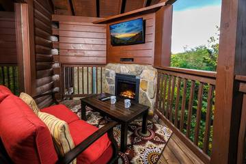 Chalet for 2 Guests in Pigeon Forge, Sevier County, Picture 4