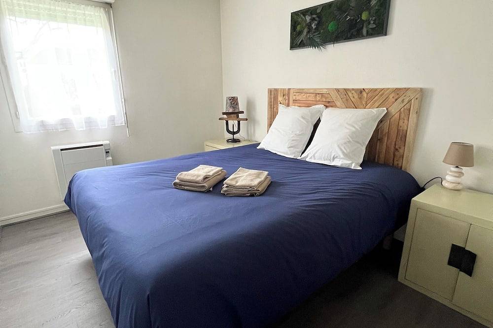 Entire apartment, Apartment 6 people close Bordeaux in Talence, Bordeaux region