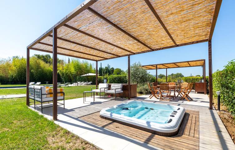 Location de vacances pour 10 personnes, avec jardin ainsi que terrasse et piscine à Spoleto - 4