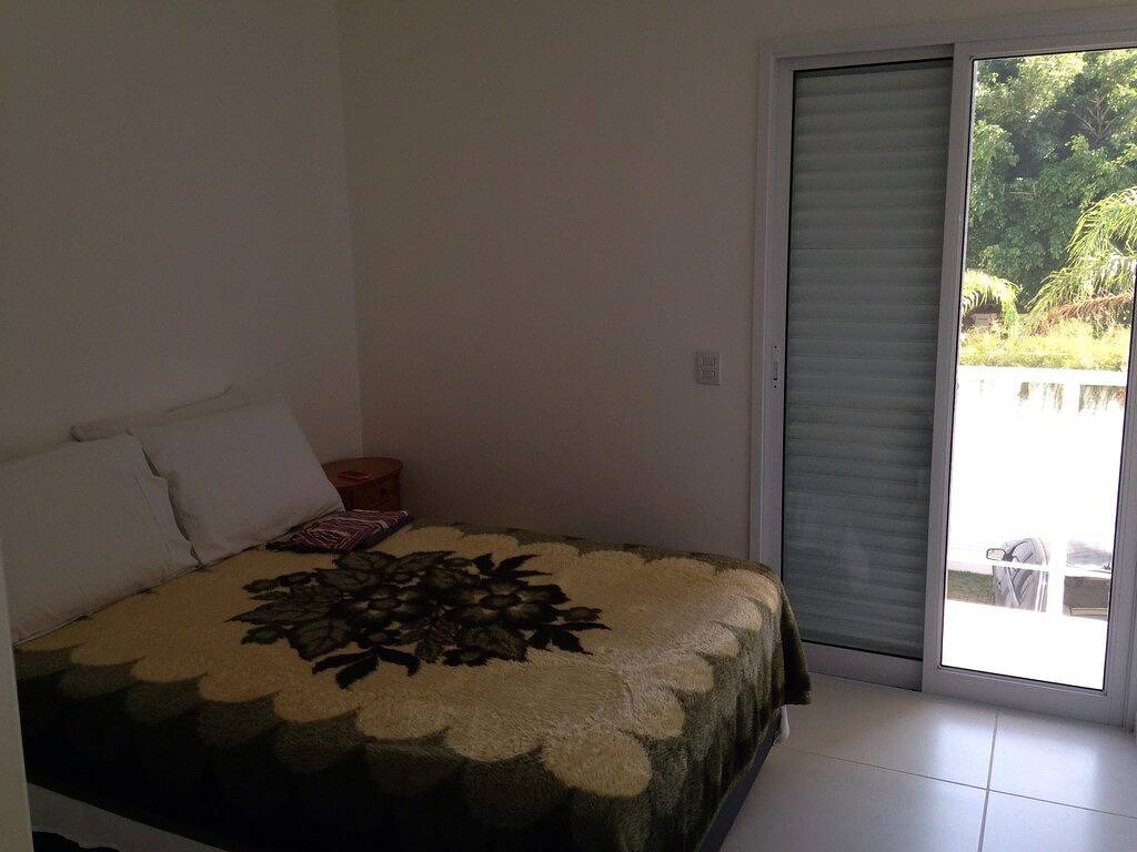 Neue 3-Schlafzimmer-Haus in Wohnanlage in 100 m. der strand. Großartige Lage in São Sebastião, Região Metropolitana do Vale do Paraíba e Litoral Norte