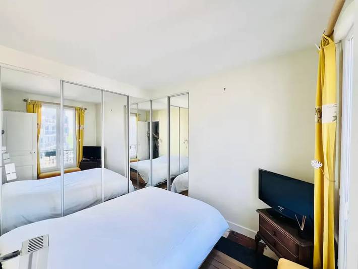 Appartement entier, Appartement Neuilly-sur-Seine 30 m² Parking in Neuilly-sur-Seine, Hauts-de-Seine