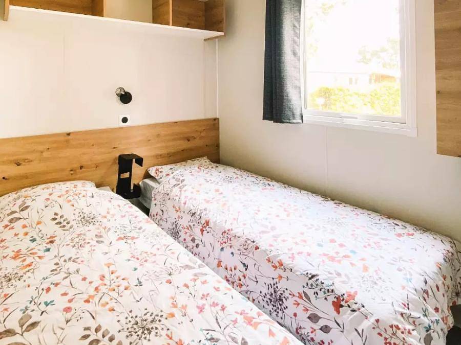 Camping Maeva Escapades de La Geres - Mobilhome 6 personnes - Toscane 33m² 6 personnes in Surgères, Région de Rochefort