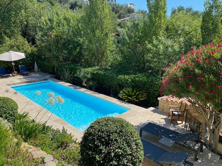 Maison de vacances pour 2 personnes, avec Terrasse ainsi que Jardin et Piscine