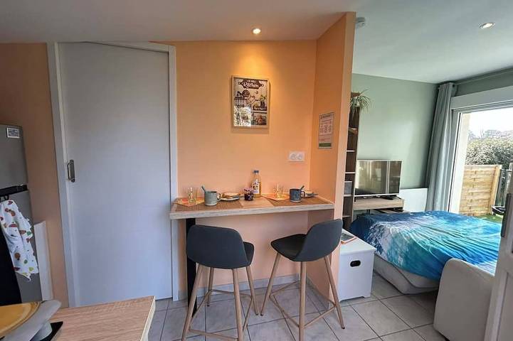 Appartement entier, Studio individuel plein pied avec extérieur et parking, à 200m des dunes . in Merlimont, Région de Montreuil