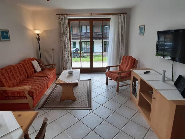Ferienwohnung für 4 Personen, mit Terrasse und Sauna sowie Garten, kinderfreundlich in Bayrischzell