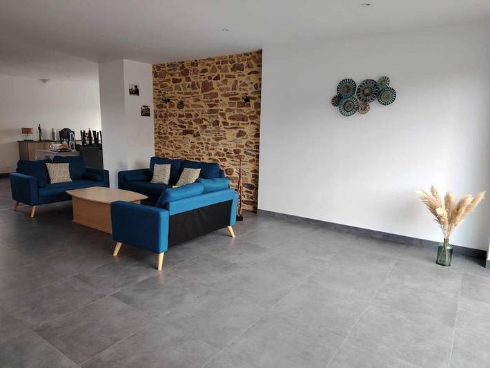 Location de vacances pour 6 personnes, avec terrasse et jardin dans Vallons-de-l'Erdre - 2