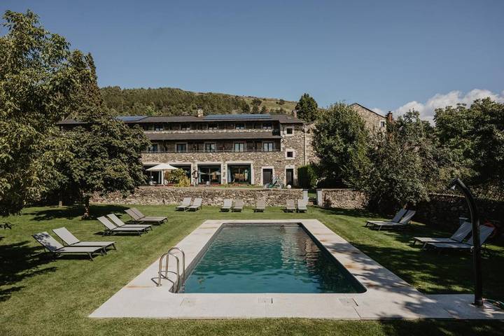 Hôtel pour 2 personnes, avec piscine ainsi que vue et jardin, adapté aux familles à Llívia - 2