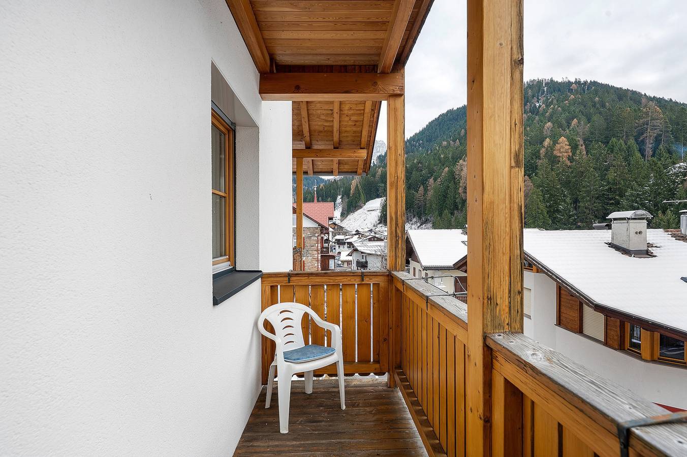 Ganze Wohnung, Apartment 'Weber' mit Bergblick, privater Terrasse und Garagenstellplatz in Welschnofen, Dolomiti Superski