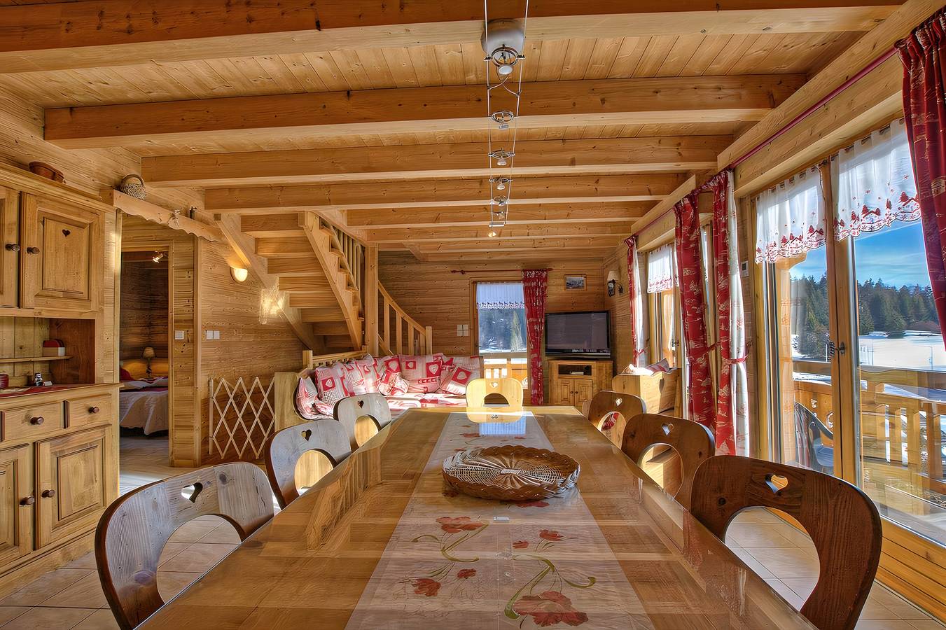 Chalet "Makaau - Praz De Lys" mit Bergblick, privater Terrasse und Wlan in Praz de Lys, Taninges