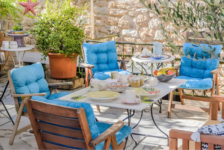 Gîte pour 4 personnes, avec jardin, adapté aux familles dans Égine