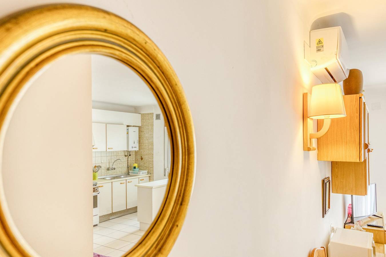 Ganze Wohnung, Ferienwohnung 'Paseo Marítimo 1-2' in Strandnähe mit Balkon und Wlan in Llanca, Oberampurien