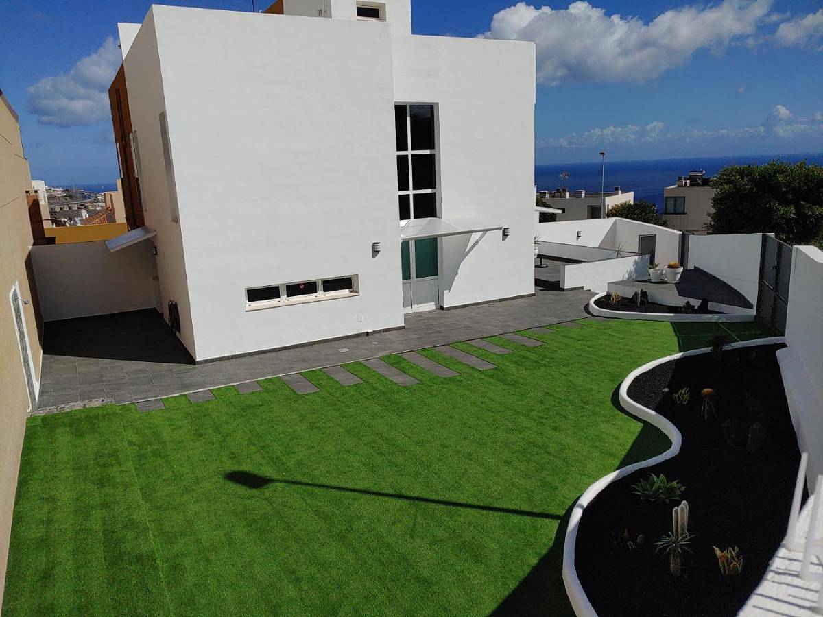 Luxury Duplex Atlantic Four Seasons in Candelaria, Tenerife Sur