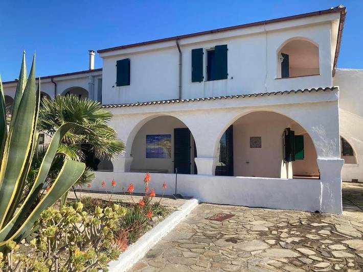 Ferienhaus für 4 Personen, mit Ausblick und Garten, mit Haustier