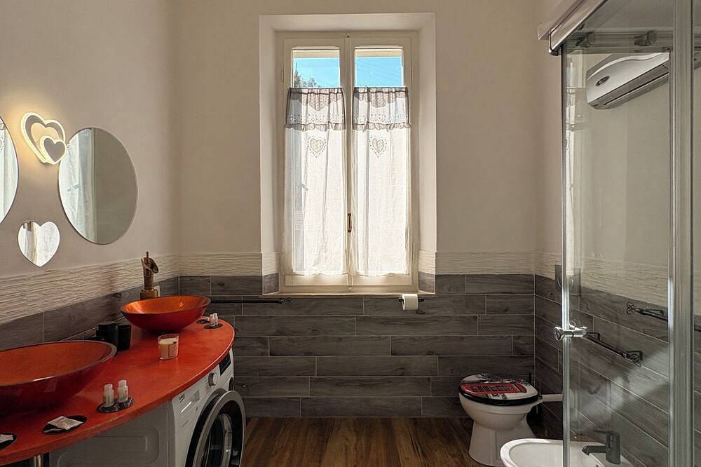 Appartement entier, Between the City and the Waterfall, modern and welcoming - Free Parking & Free Entertainment in Terni, Province de Terni