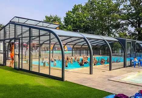 Mobil home pour 4 personnes, avec Terrasse et Piscine à Laramière