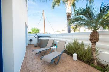 Villa for 5 People in South Cyprus, Photo 3