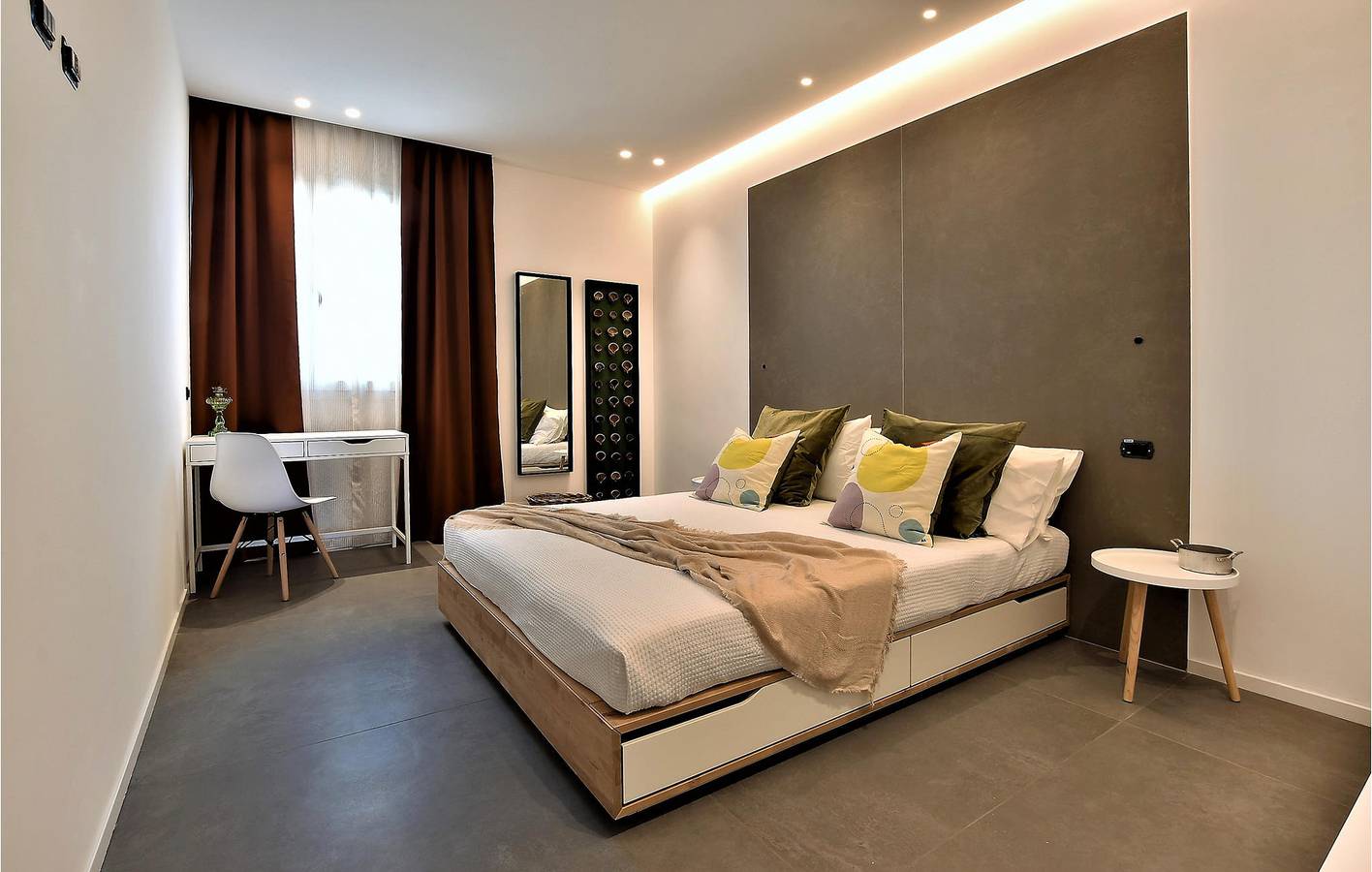 Geheel vakantieappartement, Appartement aan zee met terras & AC - 1km van strand, 900m van restaurant in Trappeto, Provincie Palermo