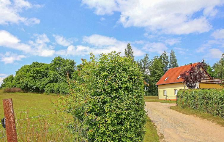 Ganze Ferienwohnung, Gemütliches Strandapartment mit TV, Terrasse und Geschirrspüler in Walow, Mecklenburgische Seenplatte