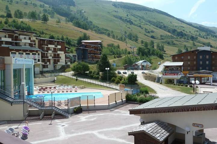 Apartamento entero, Apartment at the foot of the slopes in Mont-de-Lans, Les Deux Alpes