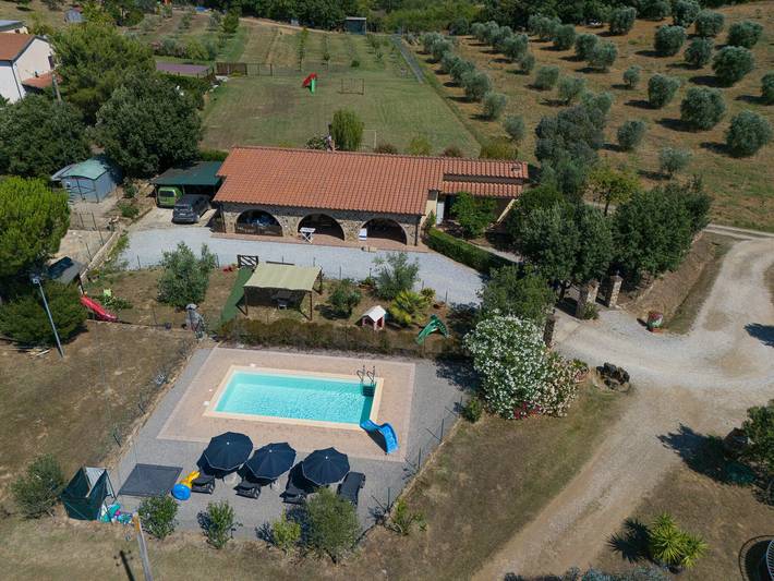Hel lägenhet, Lägenhet för 3 Personer med trädgård in Gavorrano, Grosseto provins