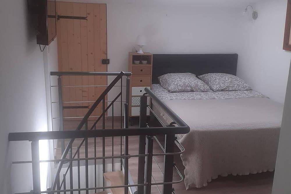 Villa  3 Rooms Mez 80m2 +  Outside 70m2 Ref 4003 in Marseillan-Plage, Marseillan