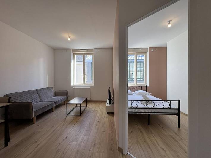 Gîte pour 3 personnes dans Office de Tourisme le Grand Lucé