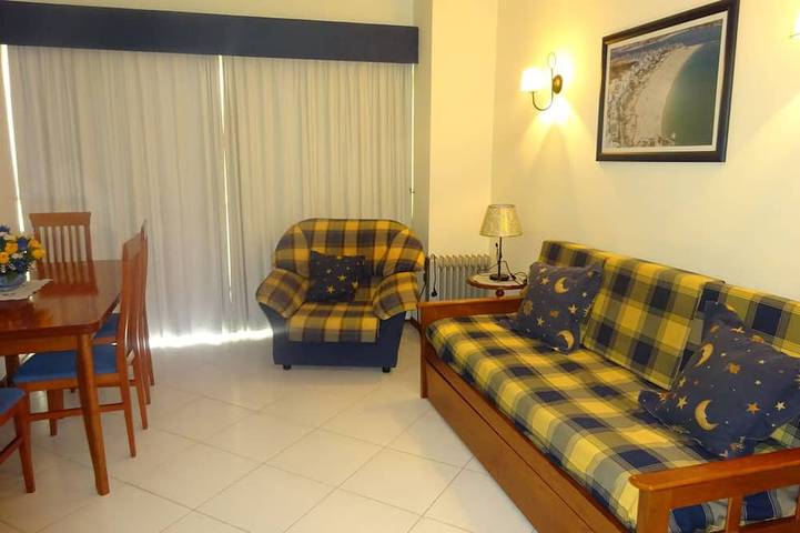 Ganze Wohnung, Ferienwohnung - 2   Räume - 4   Personen in Praia da Rocha, Portimão