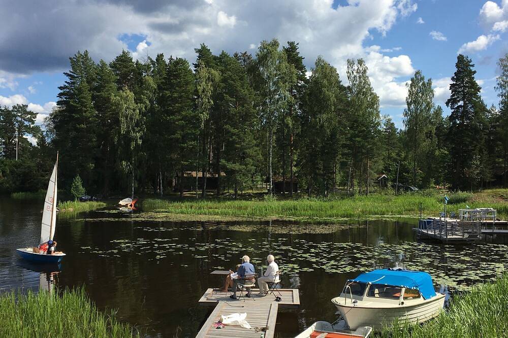 6 Betten in der Nähe des Runnsees in Falun, Dalarna